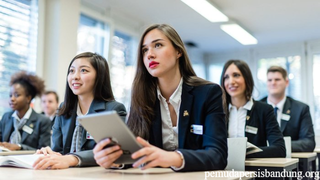 Universitas Perhotelan Terbaik di Dunia dan Info Jurusannya