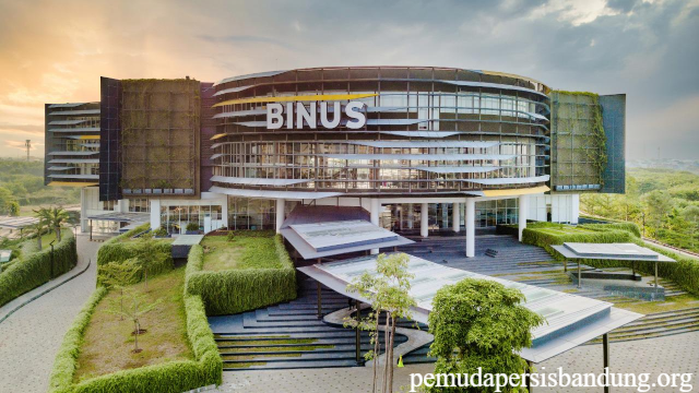 Universitas Swasta dengan Jurusan Teknik Informatika Terbaik 2024